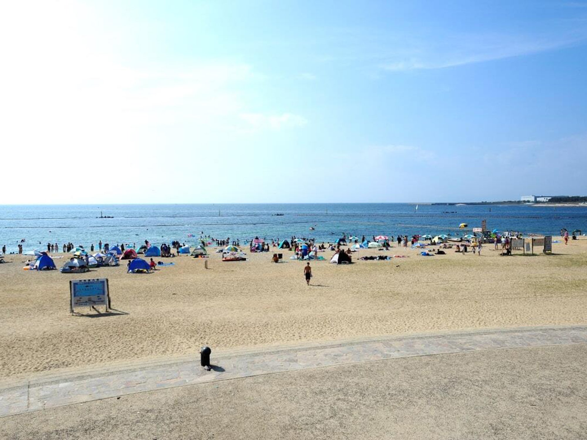 🏖️ 두 가지 빛깔의 해변 해수욕장 (니시키노하마 카이스이요쿠조) 이미지 5